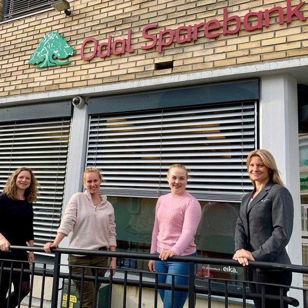 Odal-Sparebank-jentene